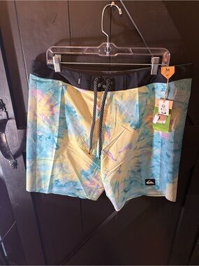 Quiksilver Blue Yellow Tie-Dye Board Shorts with Black Waistband